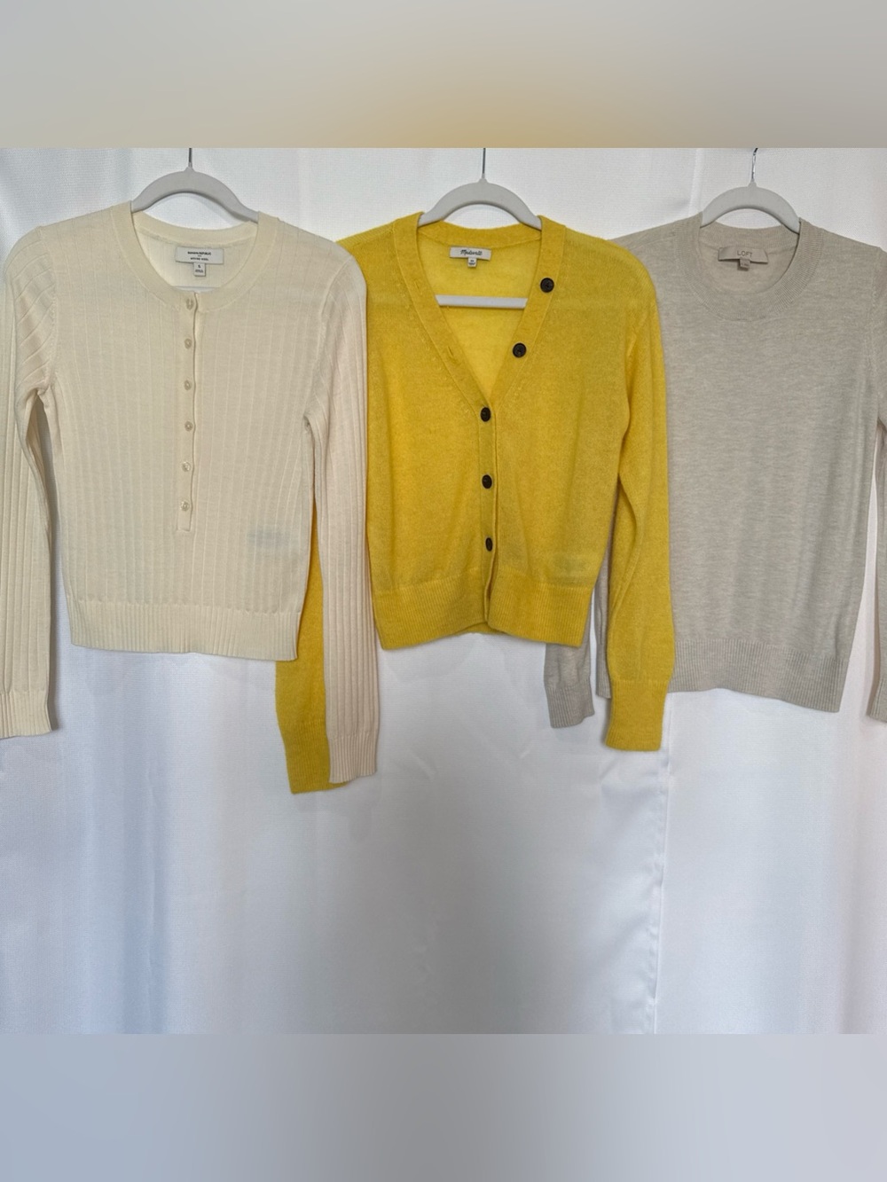 Lot Of 3 Sweaters Banana Republic Wool Ivory Madewell Alpaca Yellow Loft Gray S